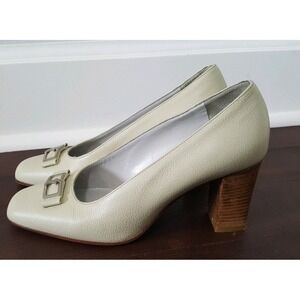 A. Testoni White Cream Leather Heels Pumps Signature t Bow Women Shoes 36 US 5.5